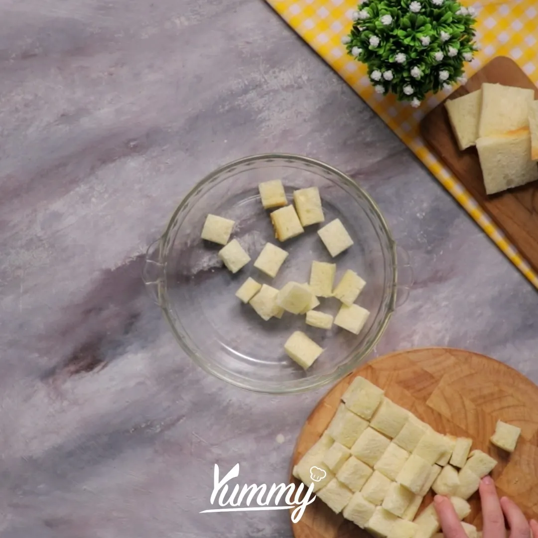 Step 3 Kurma Bread Pudding