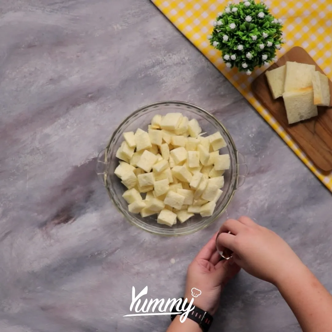 Step 4 Kurma Bread Pudding