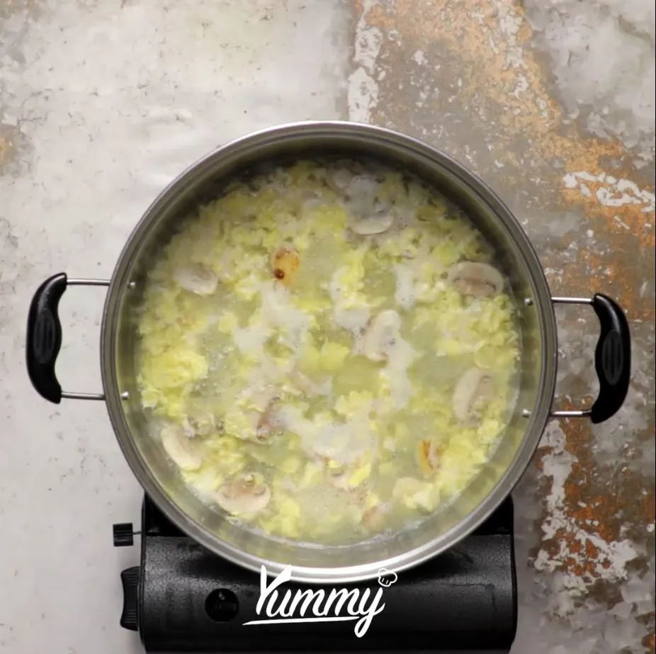 Step 1 Cheese Ramyun