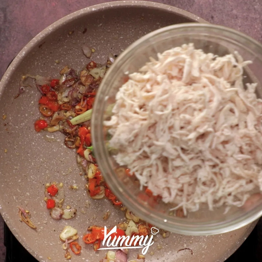 Step 3 Ayam Suwir Sambel Kemangi