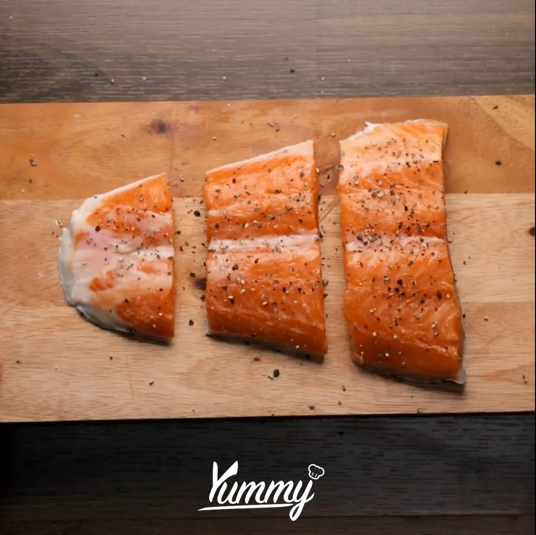 Step 1 Salmon Saus Lemon