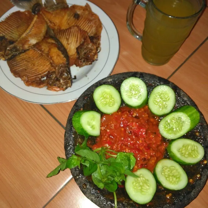 Ikan Bawal Goreng Sambal Terasi #INDONESIAKAYA