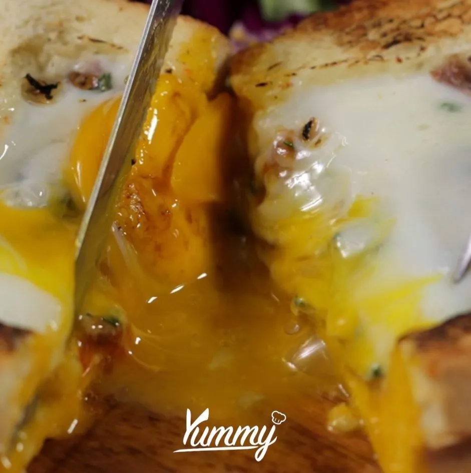 Step 5 Roti Panggang Telur