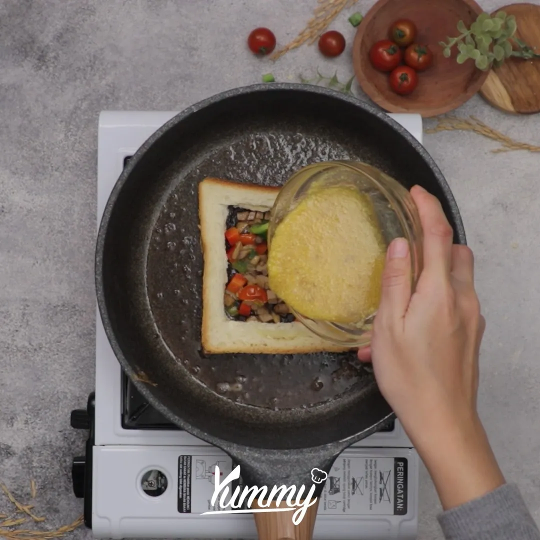 Step 4 Melted Omelet on Bread