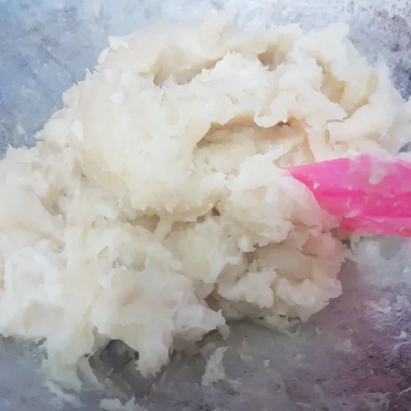 Masak hingga adonan menyatu seperti gambar.