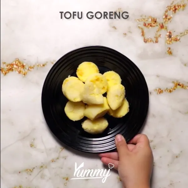 Proses tofu lihat #YummyTips Menggoreng Tofu.