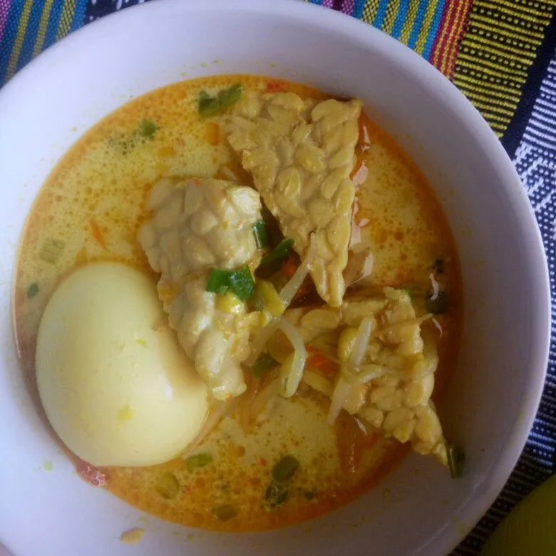 Tempe Santan Kuning #INDONESIAKAYA