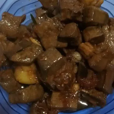 Hati sapi bumbu jahe sudah siap untuk disantap. Hatinya terasa empuk dan tanpa ada bau anyir.