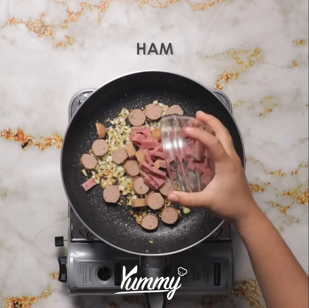 Step 2 Sausage and Ham Pasta