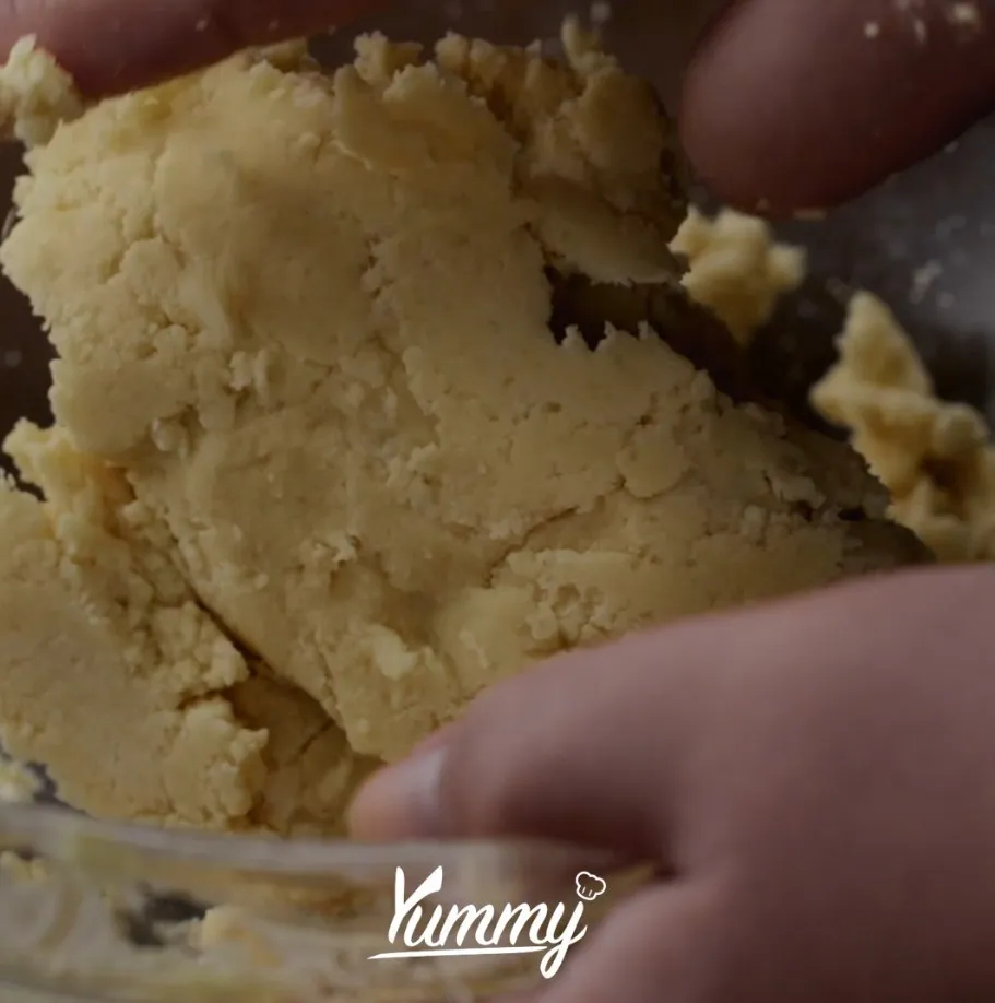 Step 3 Kue Kering Almond