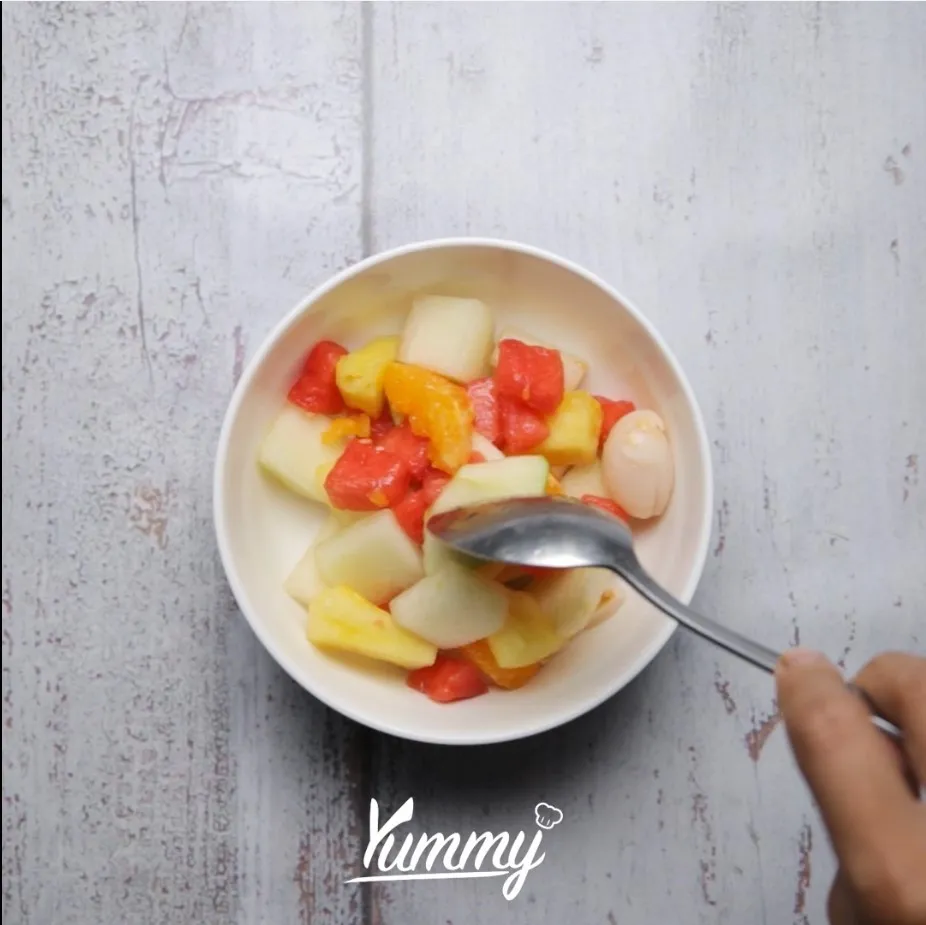 Step 4 Salad Buah