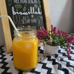 Jus Mangga Yakult