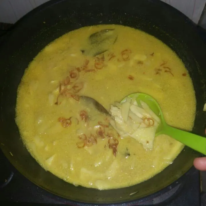 Gulai Manggar Kuah Santan