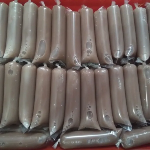 Lakukan hingga semuanya selesai kemudian masukkan ke dalam frezer sampai membeku.
