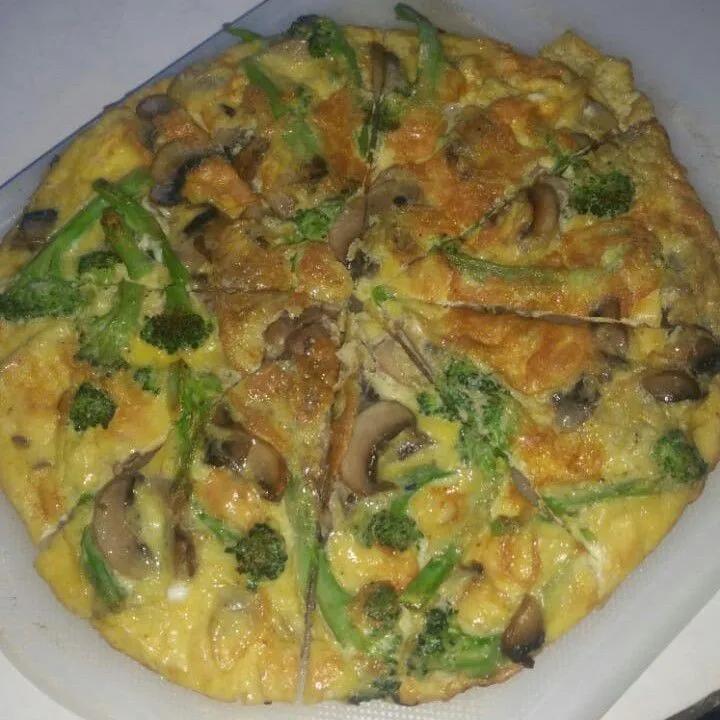 Omelet Brokoli dan Jamur #AlaAnakKos