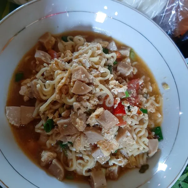 mie kuah gila siap santap 🤤