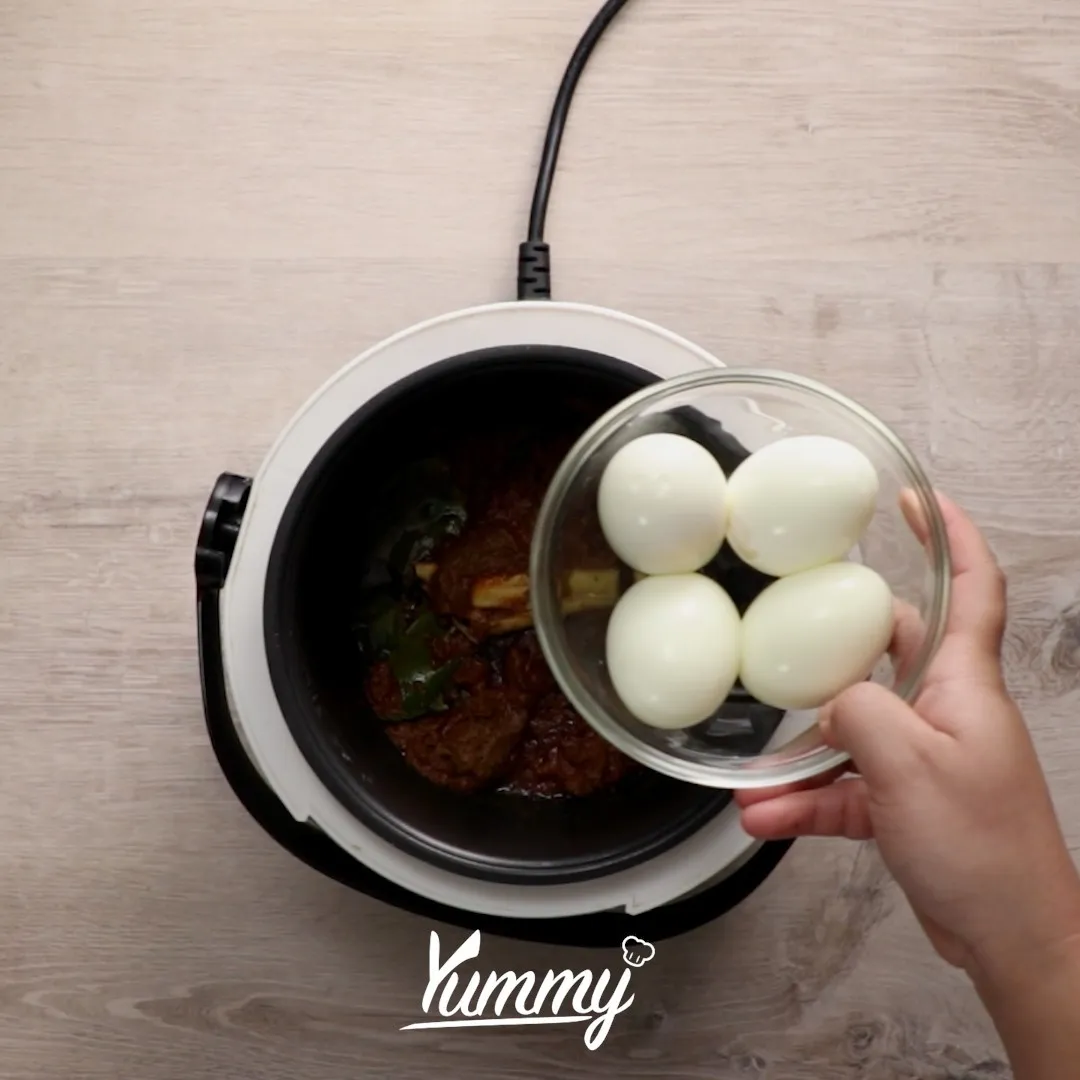 Step 2 Krecek Telur Rice Cooker