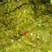 Ulek cabe yang telah digoreng terlebih dulu.