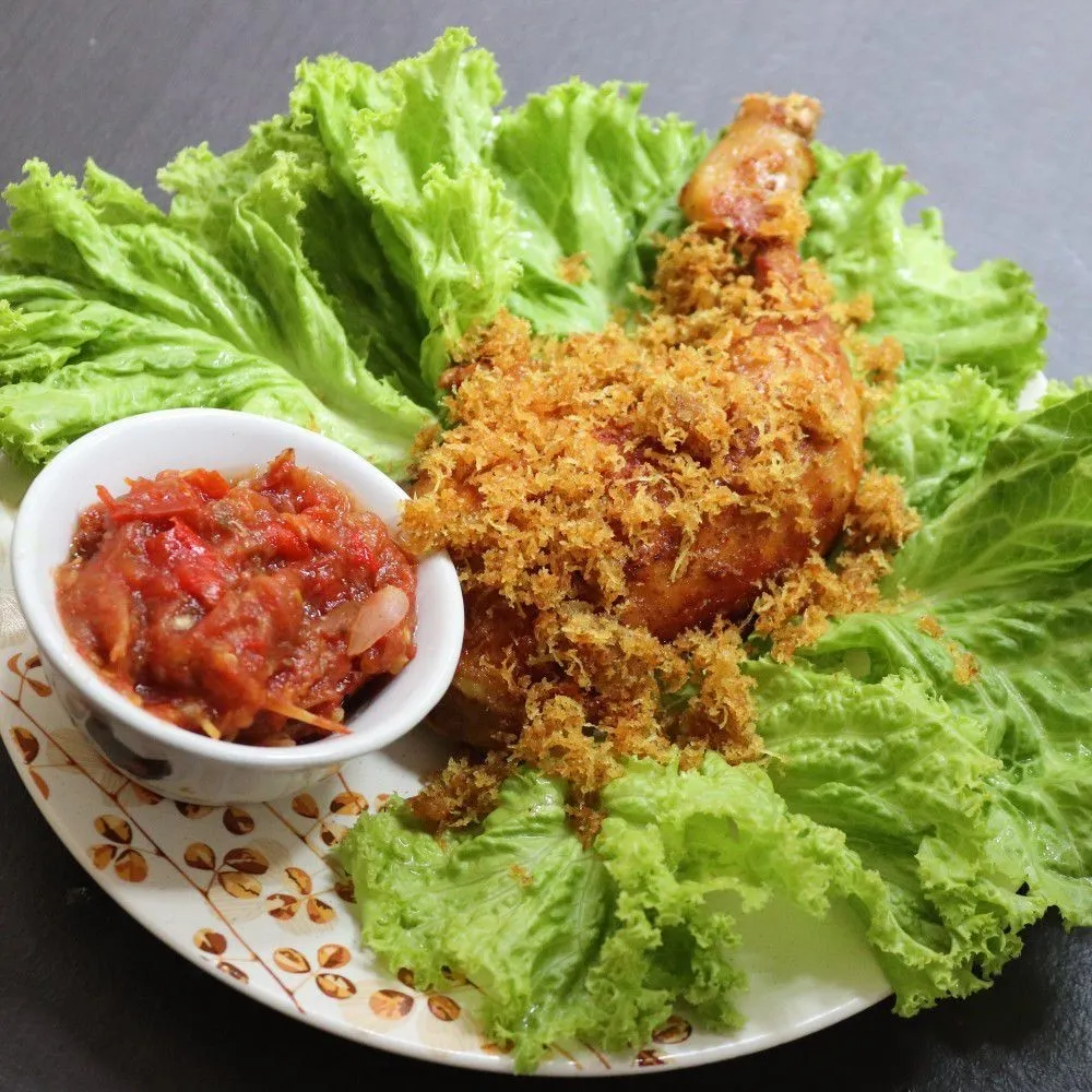 Ayam Ungkep Serundeng