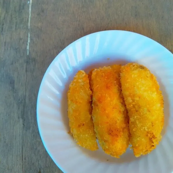 Pisang siap disajikan.