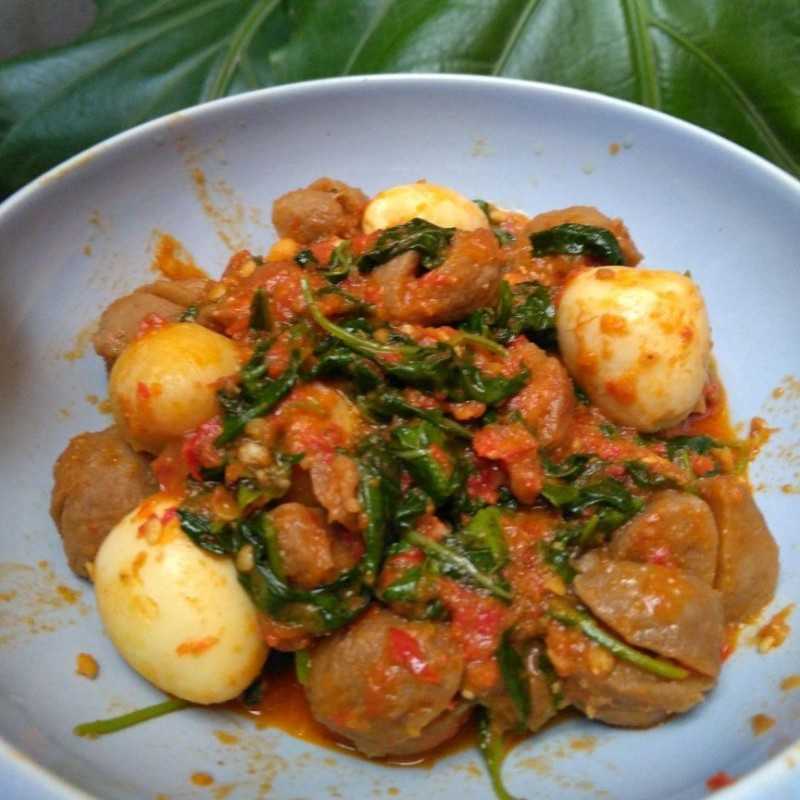  Resep  Bayam Telur Bakso  Balado  dari Sabrina Omar Yummy co id