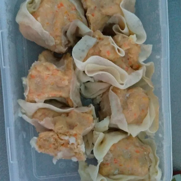 Siomay siap dihidangkan.