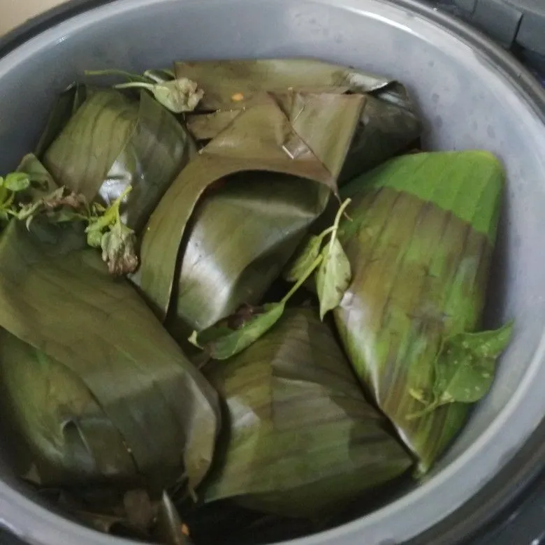 Step 9 Pepes Ayam Kemangi