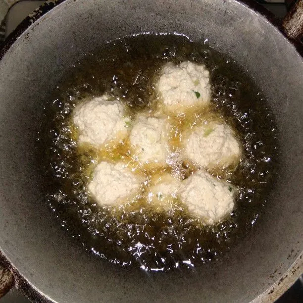 Step 7 Bola-Bola Tahu Gurih