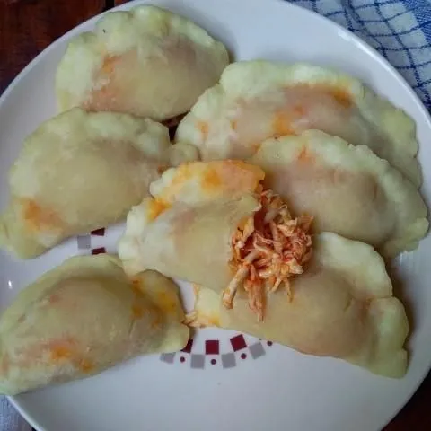 Cireng isi Ayam Suwir