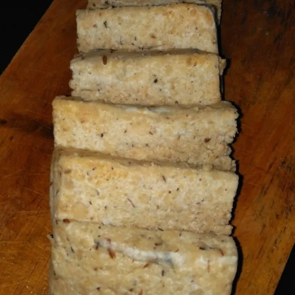 Potong gembus tempe.