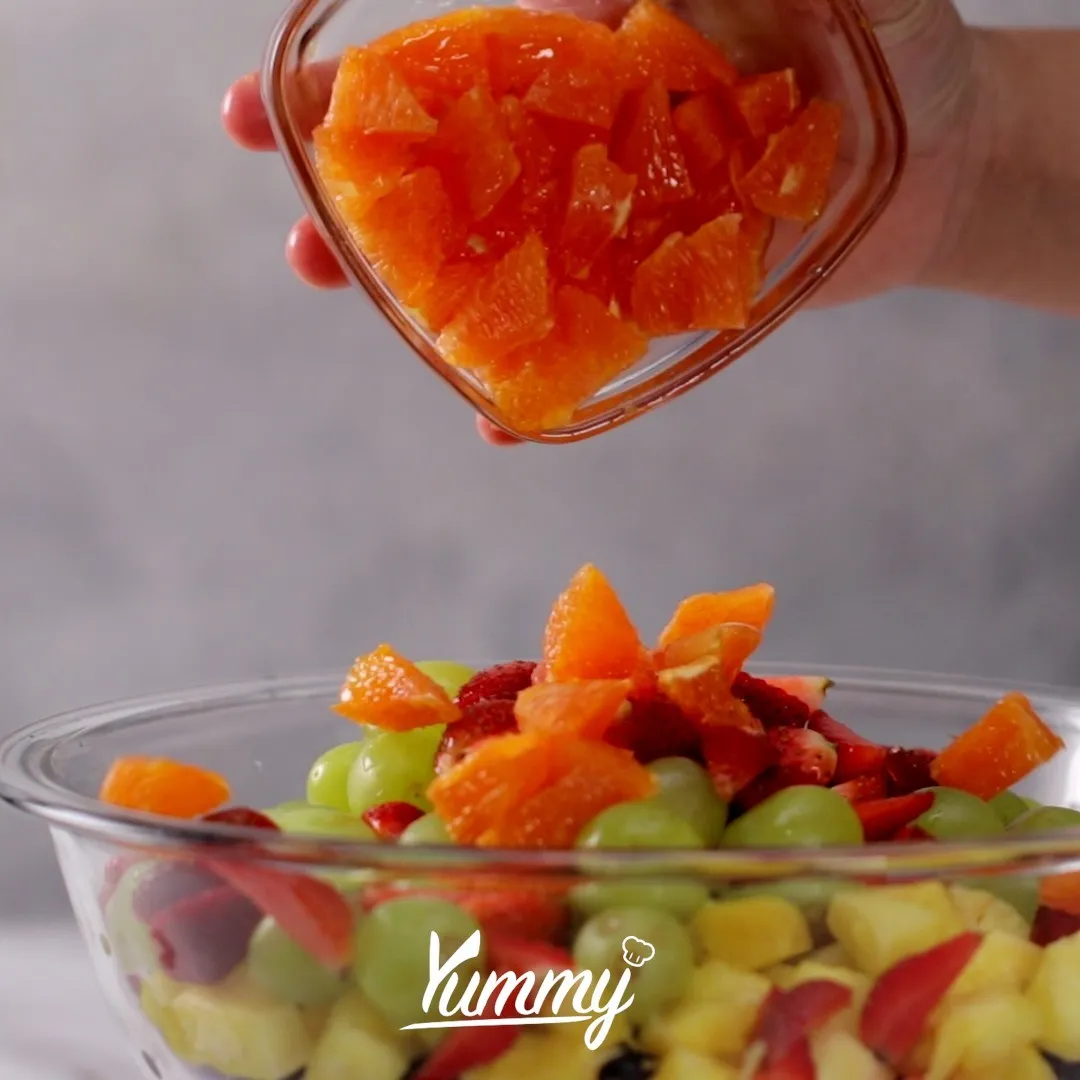 Step 3 Salad Buah Yoghurt