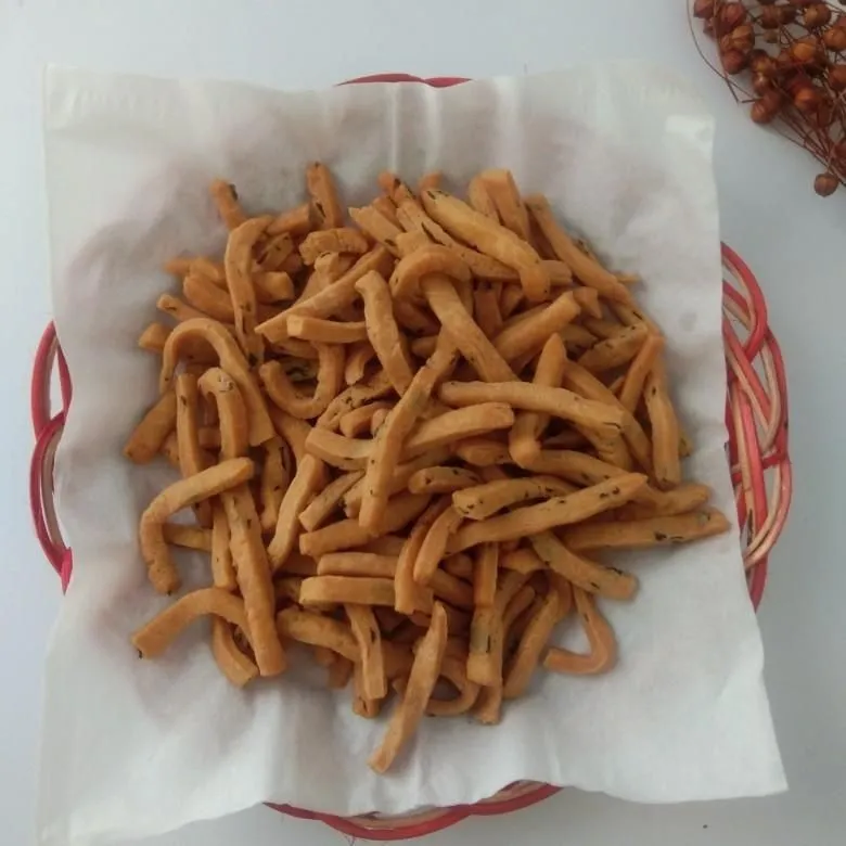 Stik Bawang Daun Seledri