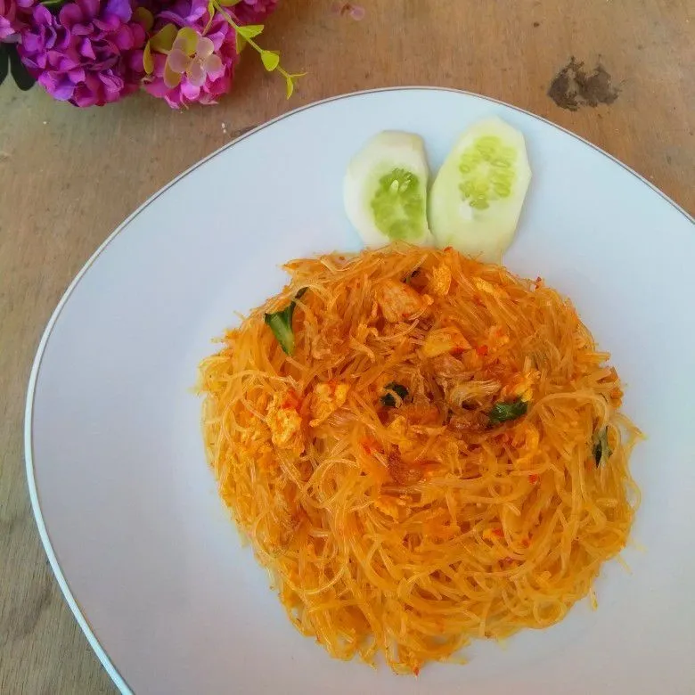 Bihun Goreng Ayam Pedas