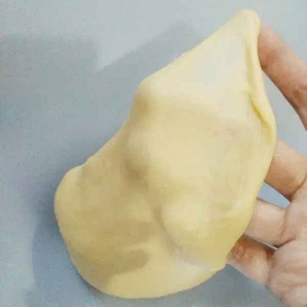 Mixer lagi hingga kalis elastis.