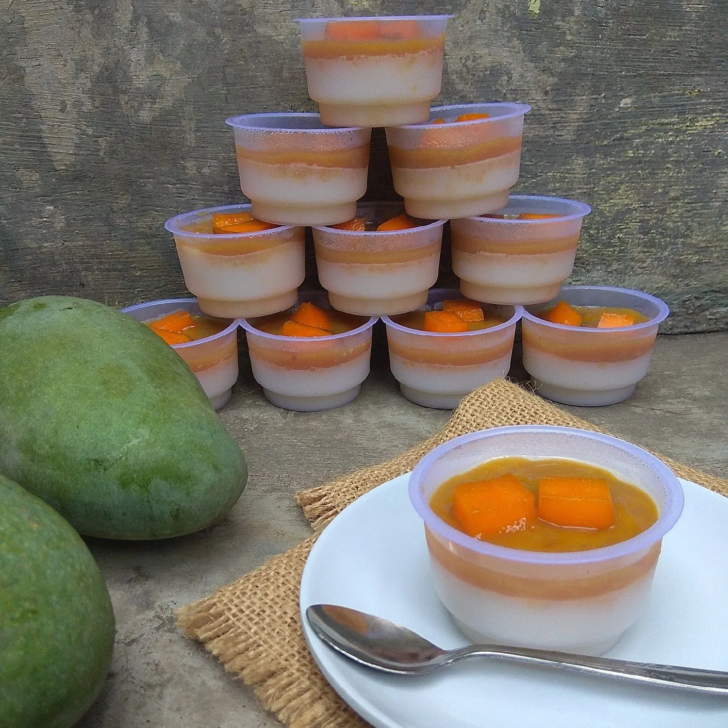 Puding Saus Mangga