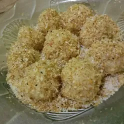 Ketan Serundeng
