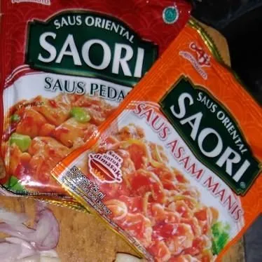 Siapkan bumbu asam manis dan sezchuan.