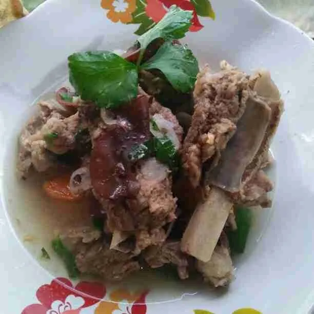 Sop Iga Rusa