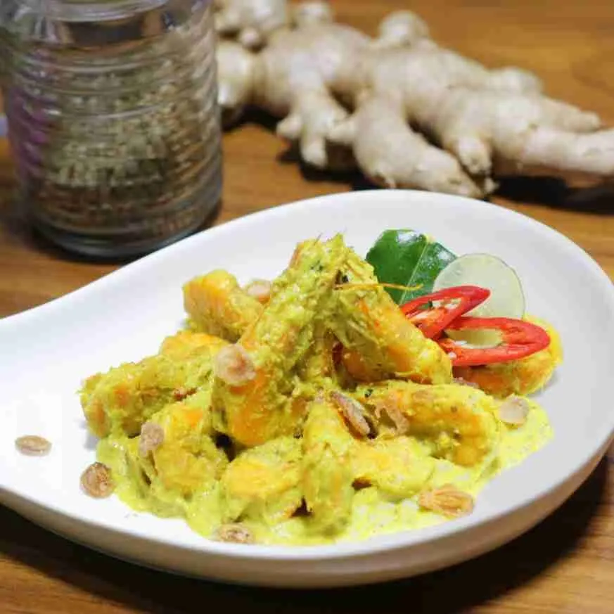 Udang Kuning Bumbu Genep