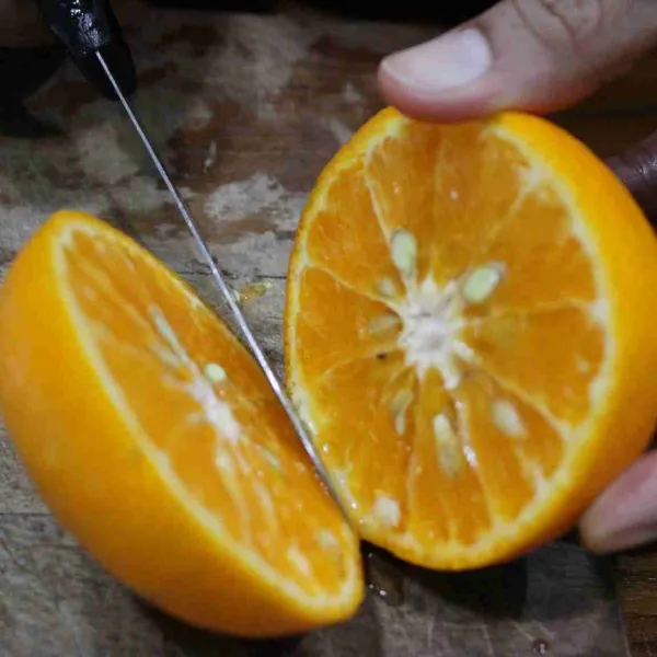 Peras air jeruk tangerine.