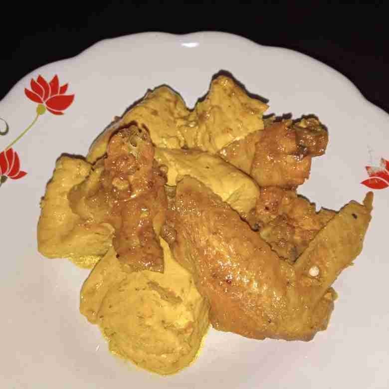 Ayam dan Tahu Bacem.