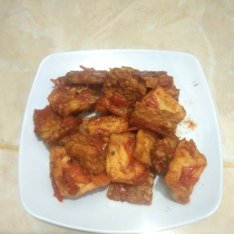 Tempe Tahu Sous Tomat