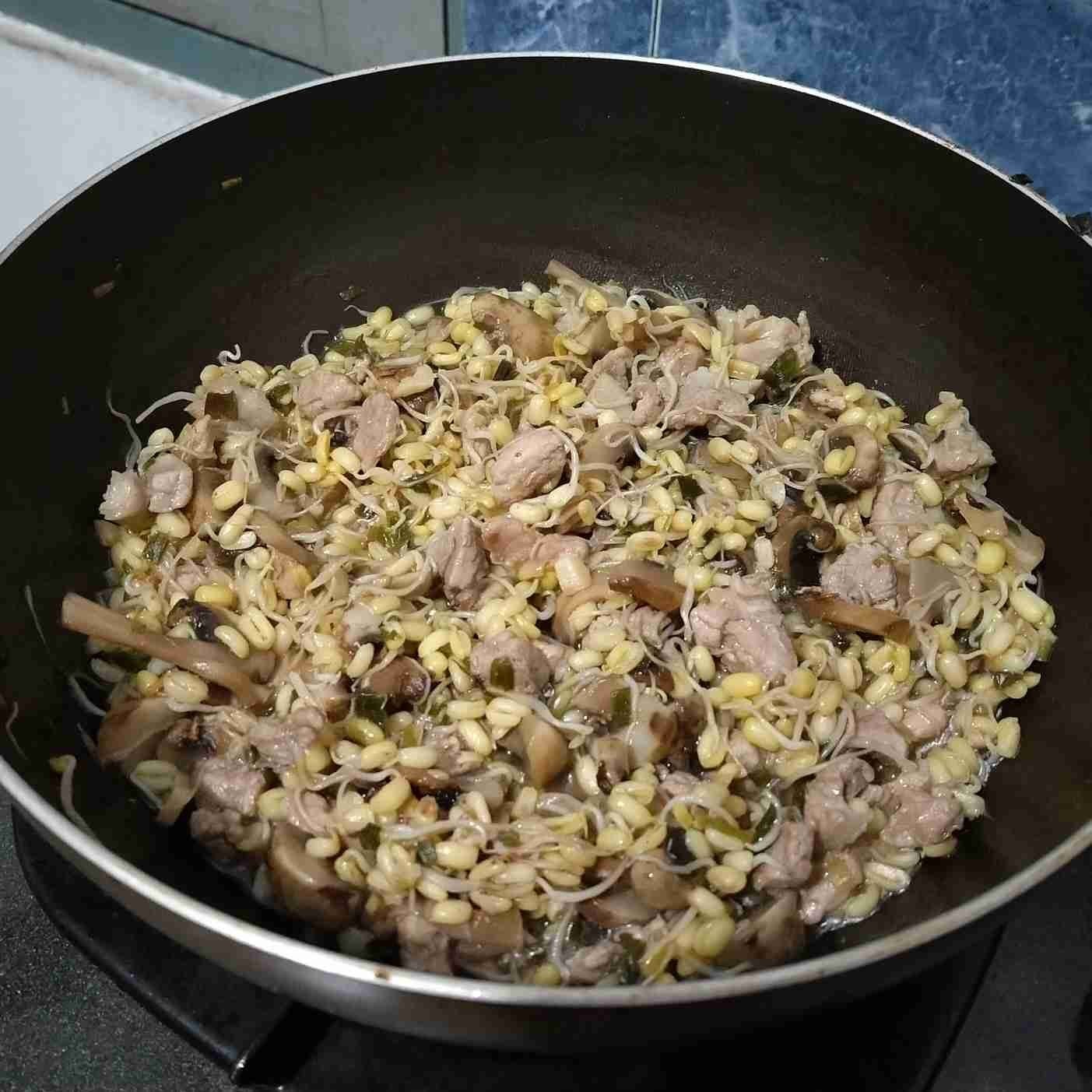 Tumis Taoge Jamur Kancing