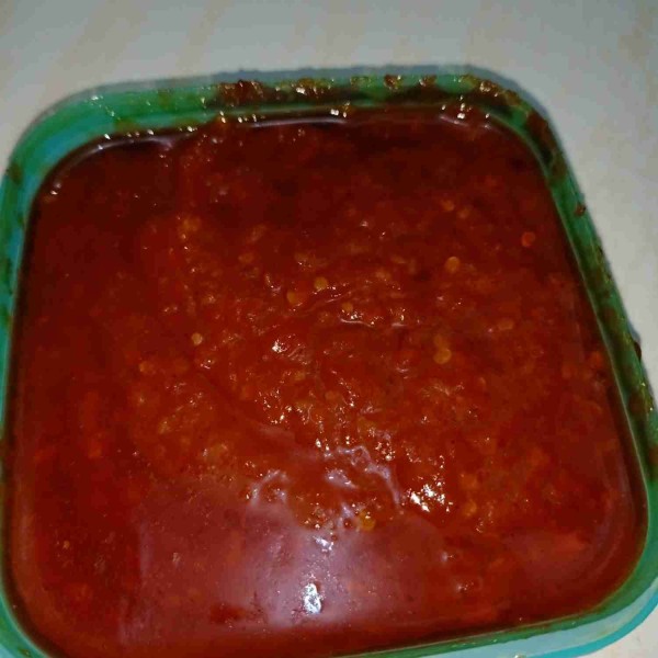 Angkat dan sambel balado siap disajikan.