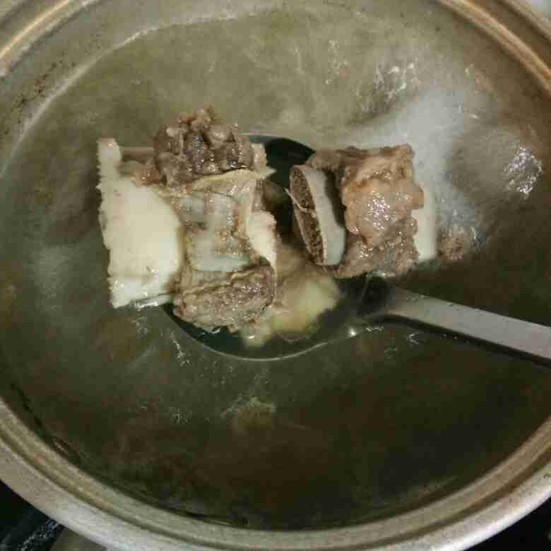 Step 1 Sop Sayur Tulangan Sapi