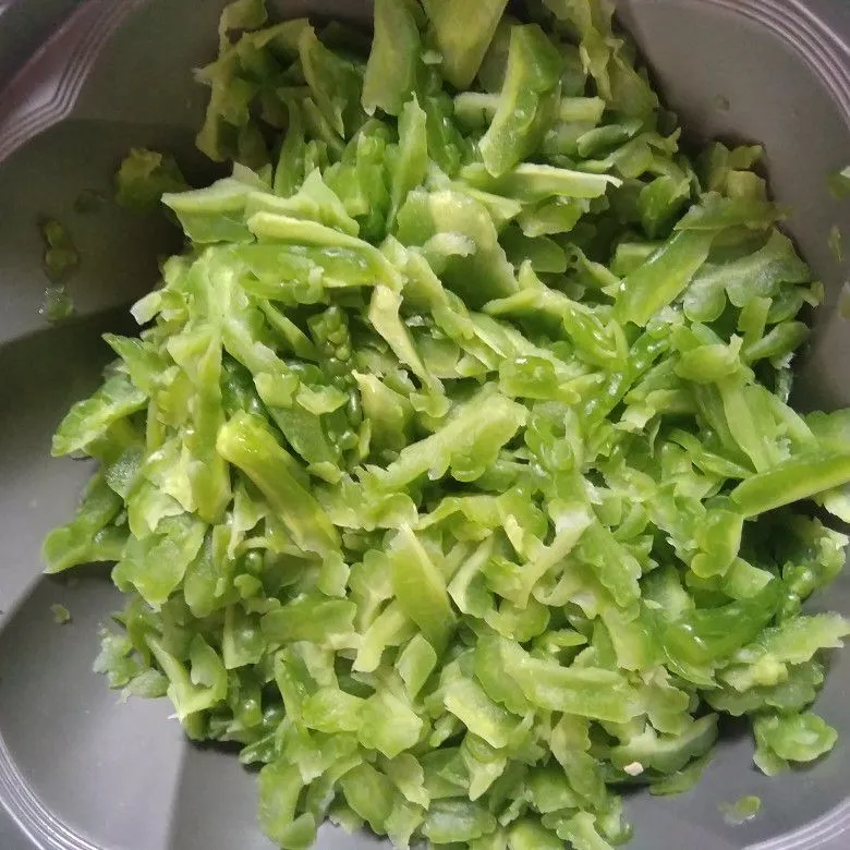 Step 2 Tumis Pare Peja