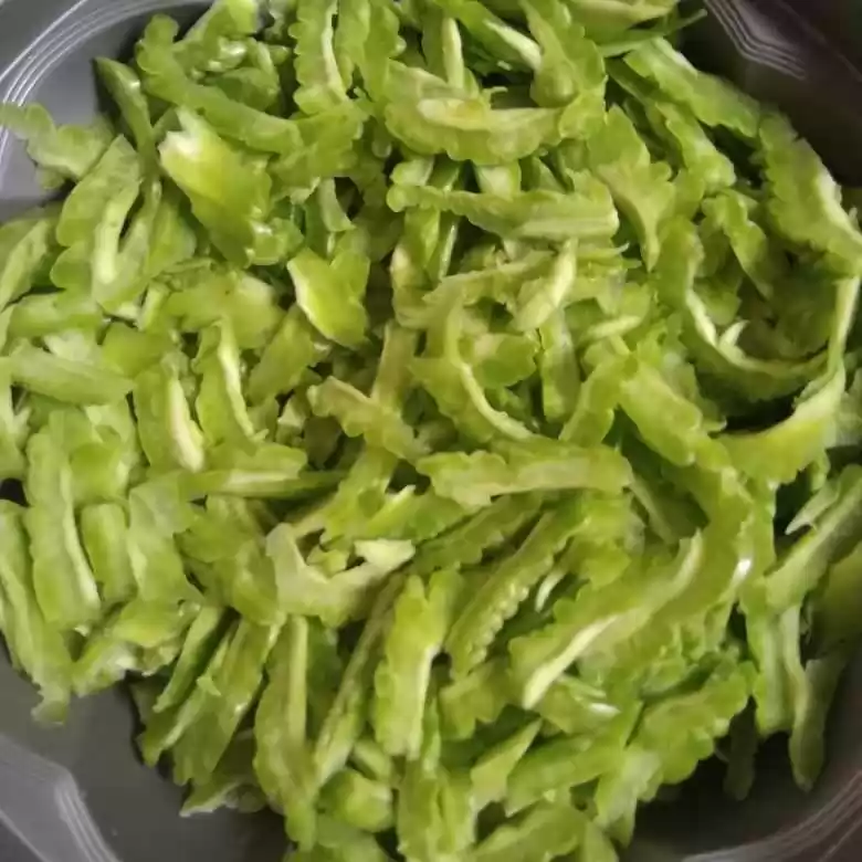 Step 1 Tumis Pare Peja