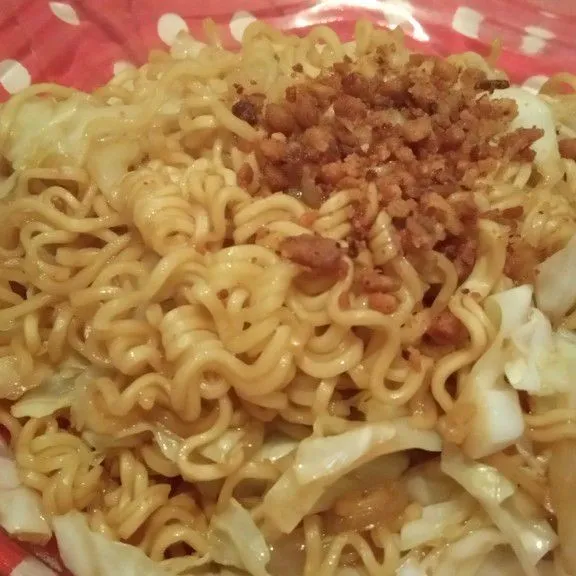 Mie goreng kol siap untuk dinikmati. Selamat mencoba :)