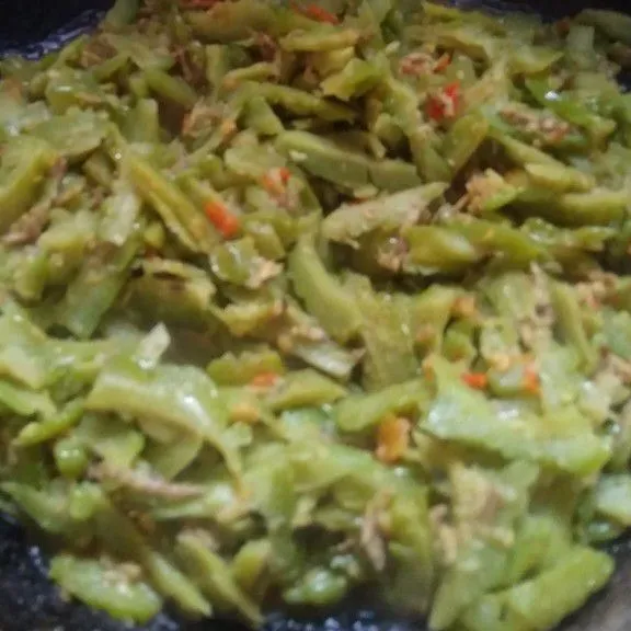 Step 5 Tumis Pare Peja