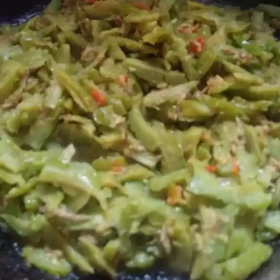 Step 5 Tumis Pare Peja
